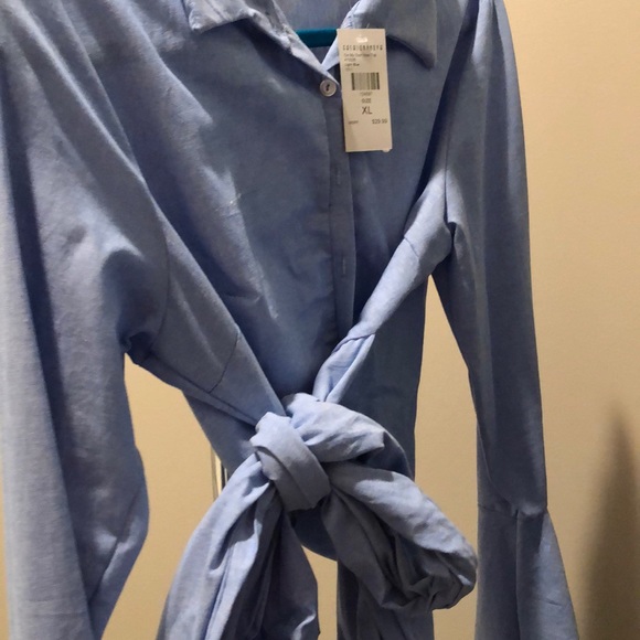 Top - Picture 2 of 2